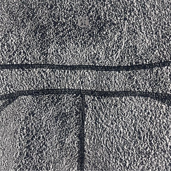 Lululemon Black White Leggings Size 6 - Picture 2 of 6